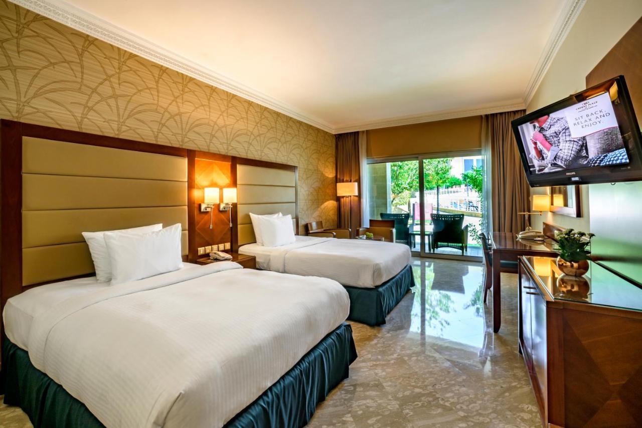 Crowne Plaza Jordan Dead Sea Resort & Spa By Ihg Sweimeh Esterno foto Deluxe room