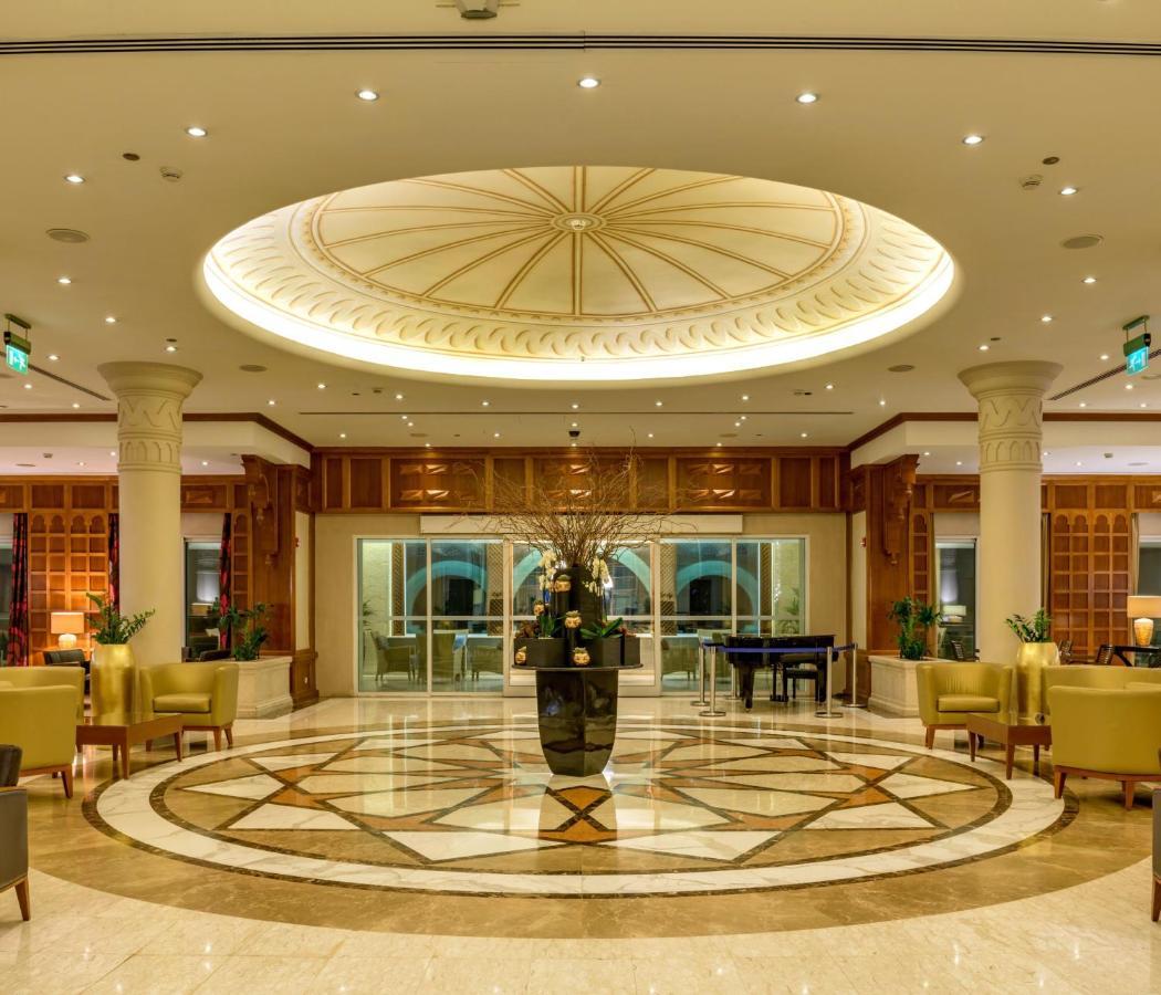 Crowne Plaza Jordan Dead Sea Resort & Spa By Ihg Sweimeh Esterno foto Lobby