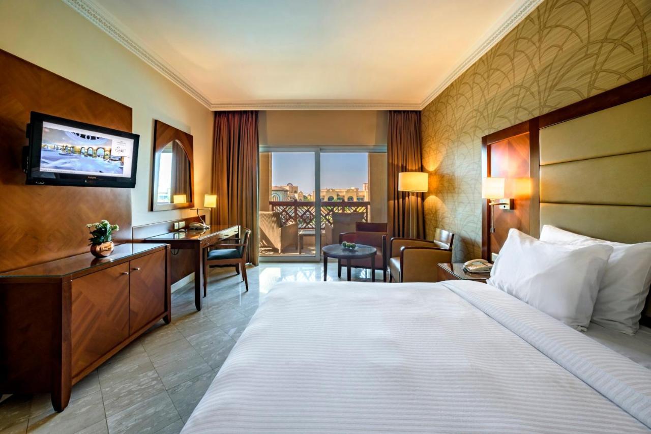 Crowne Plaza Jordan Dead Sea Resort & Spa By Ihg Sweimeh Esterno foto Deluxe room