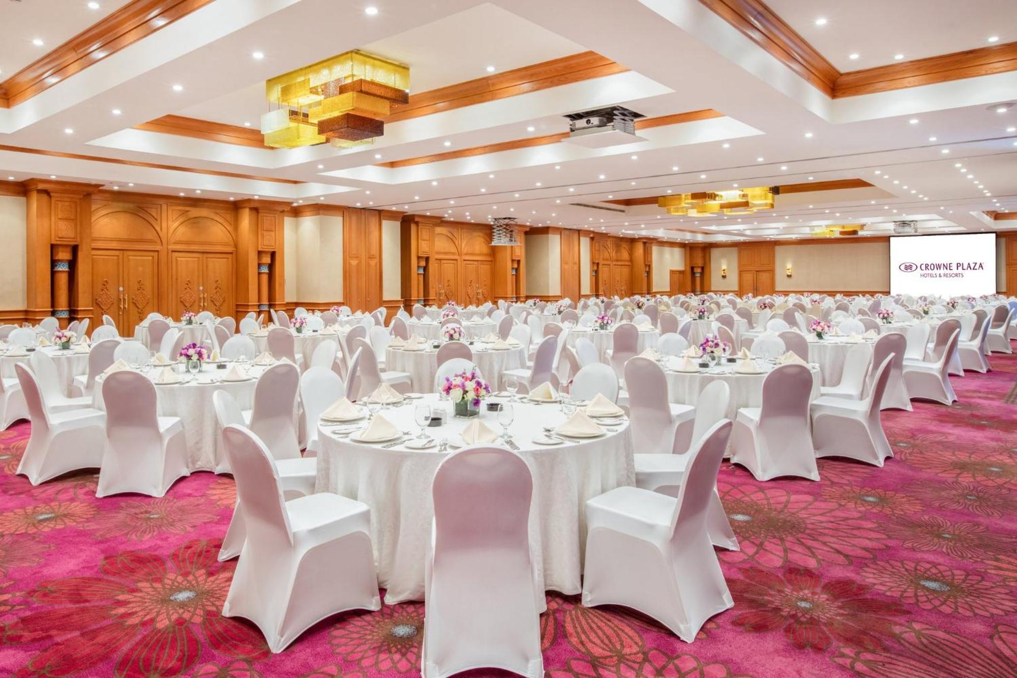 Crowne Plaza Jordan Dead Sea Resort & Spa By Ihg Sweimeh Esterno foto The Grand Ballroom