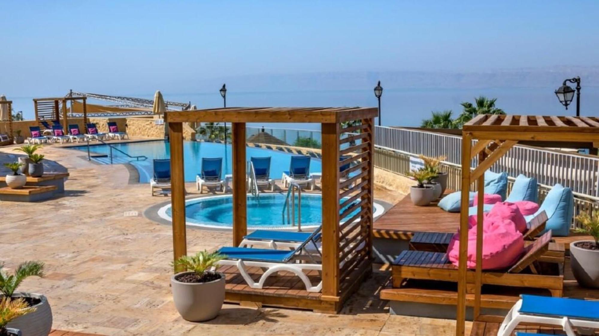 Crowne Plaza Jordan Dead Sea Resort & Spa By Ihg Sweimeh Esterno foto Pergola