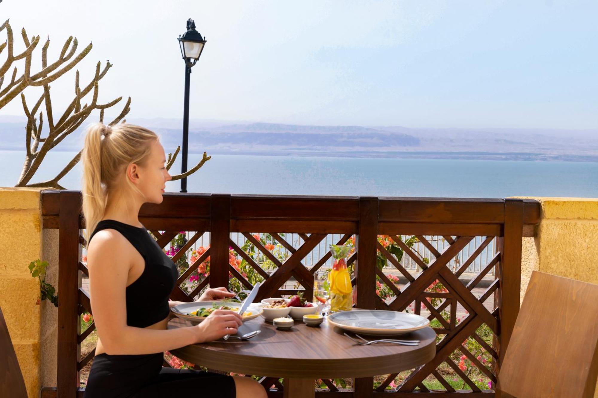 Crowne Plaza Jordan Dead Sea Resort & Spa By Ihg Sweimeh Esterno foto
